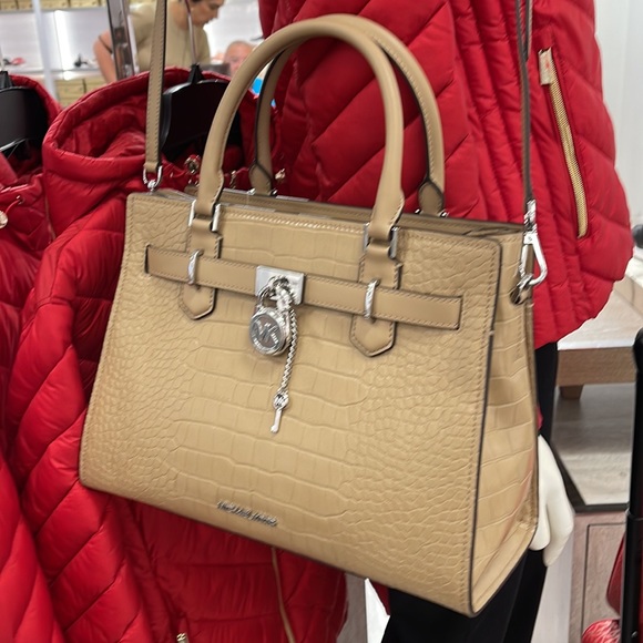 MICHAEL KORS HAMILTON MEDIUM SATCHEL 
 COLOR: Camel
NWT - Picture 15 of 16